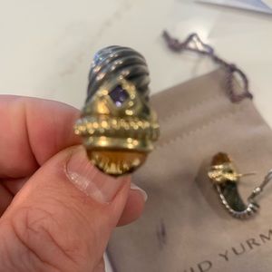 Women’s David Yurman earrings